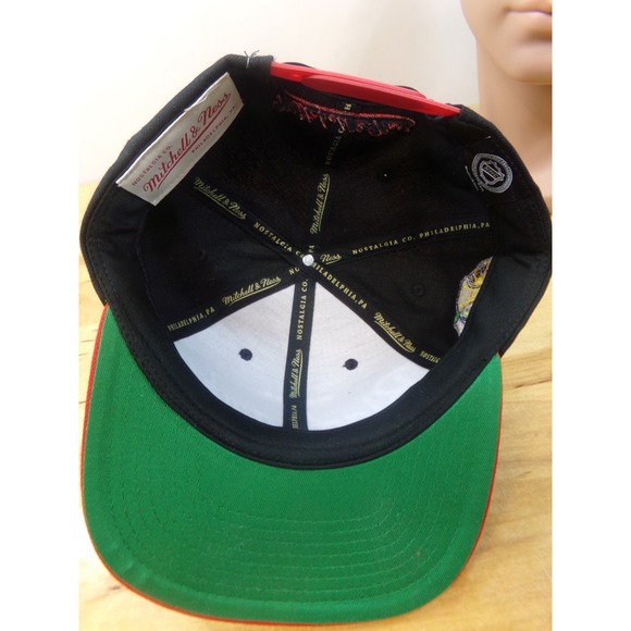 Mitchell & Ness Cap Hat NHL Chicago Blackhawks Snap Back Black/Red Vintage Class - Picture 6 of 7